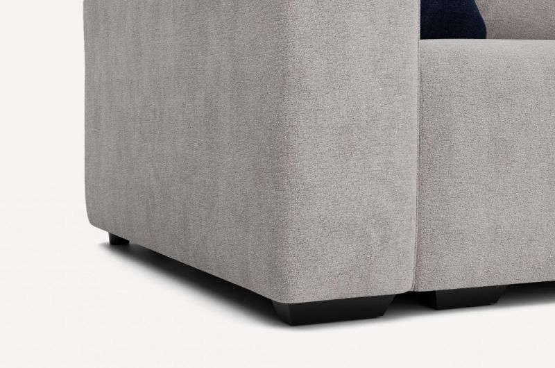 Прямой диван Скандинавия